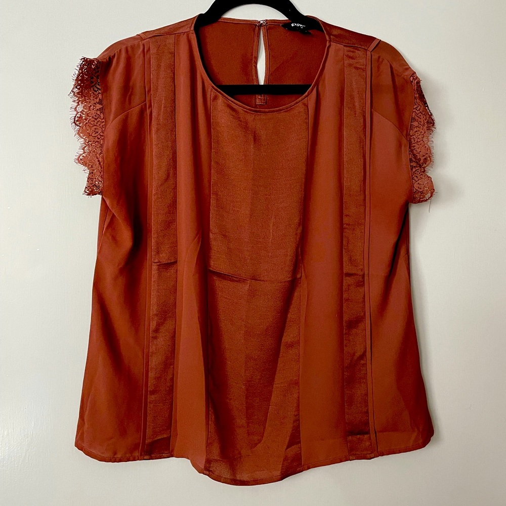 Medium express red blouse